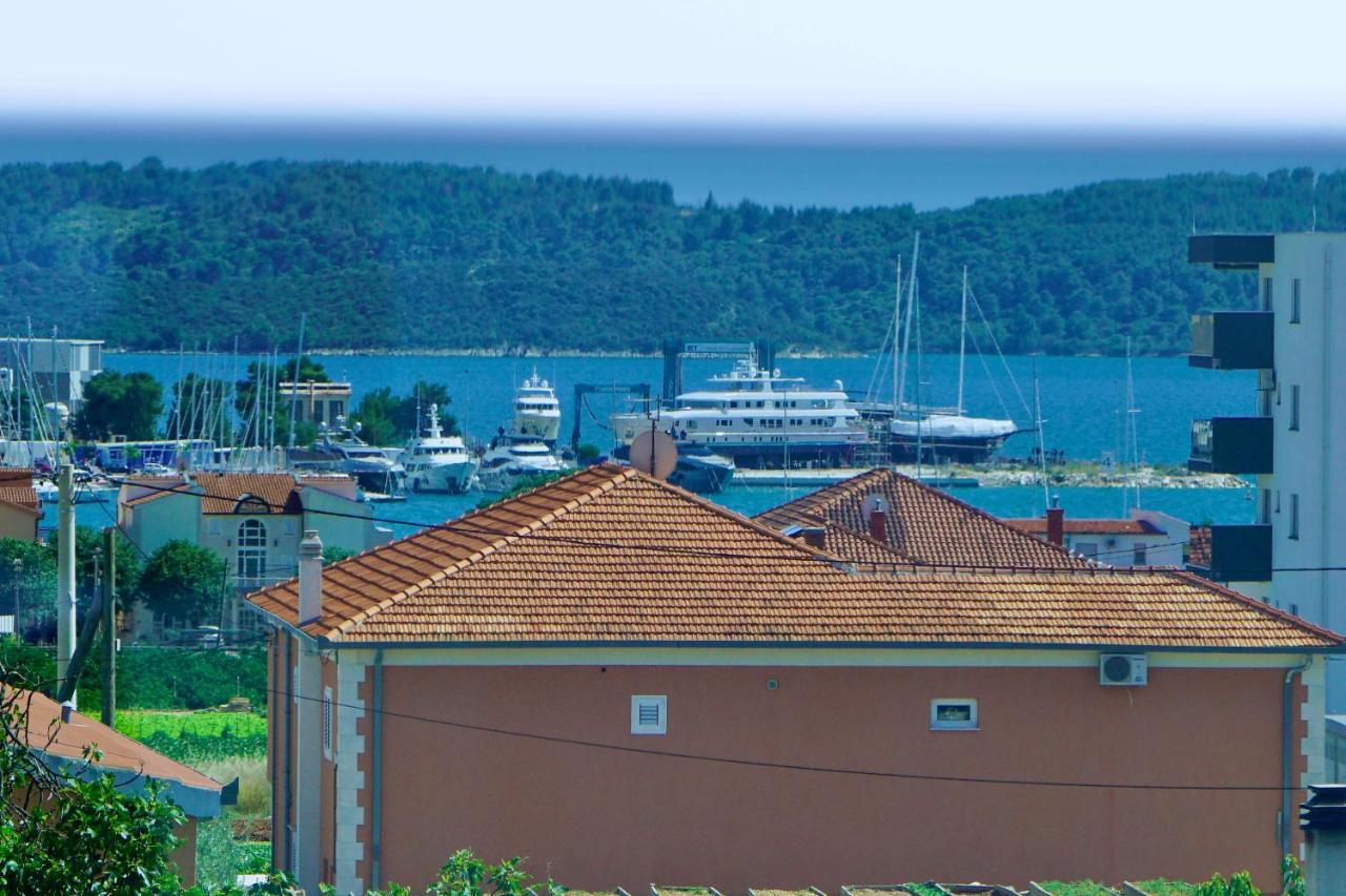 Villa Dalmata Trogir Exterior photo