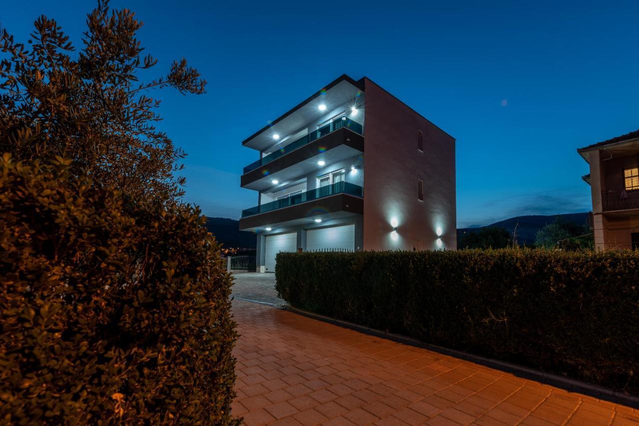 Villa Dalmata Trogir Exterior photo