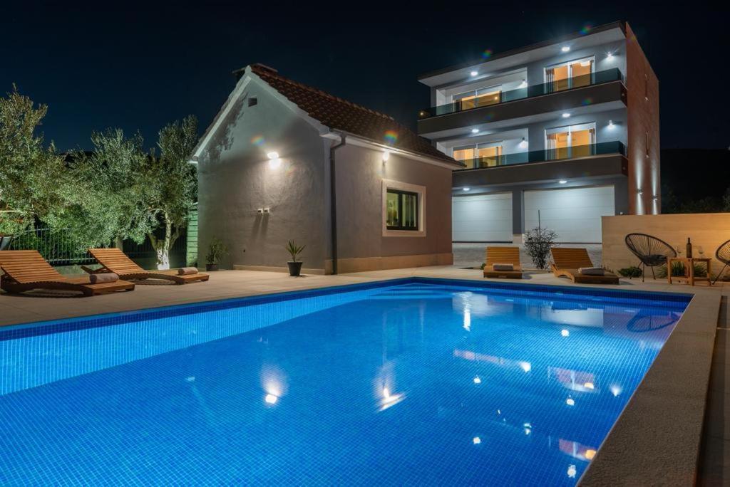 Villa Dalmata Trogir Exterior photo